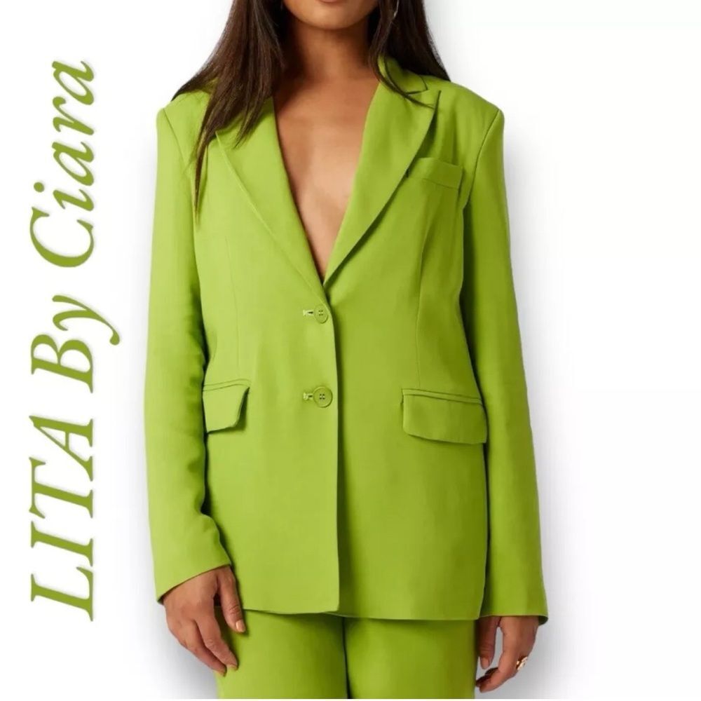 Lita by Ciara - New - Avocado Blazer - structured and fits well - Sz xl